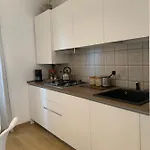Clo Apartment *