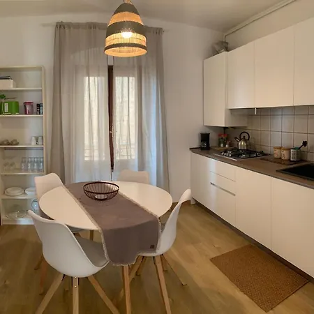 Apartment Clo *