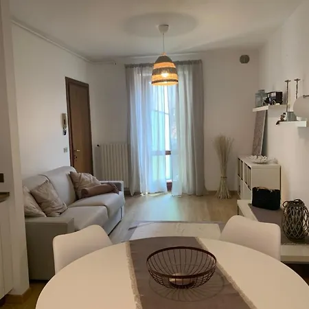 Apartment Clo *
